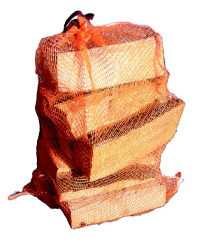 Kaminholz im Sack